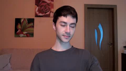 Tom online show from November 11, 1:57 pm