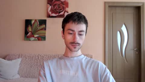 Tom online show from February 6, 12:19 pm