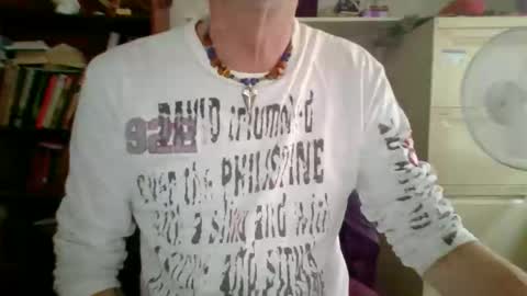 whiteboomer online show from January 8, 7:36 am