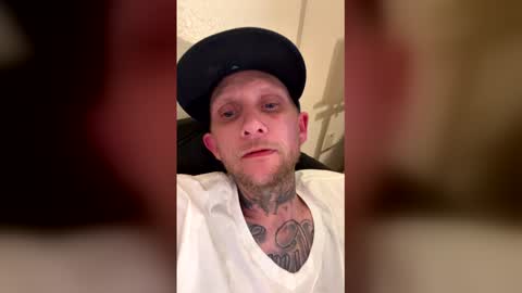 whiteboyosama online show from March 2, 6:36 am