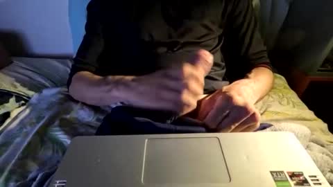 Mmmm online show from April 19, 8:44 pm