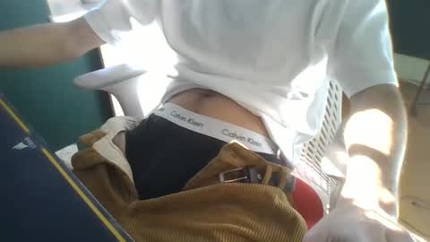 whiteeuropaboy online show from February 28, 2:20 pm