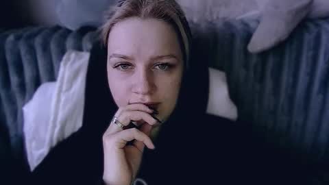 whitehex666 online show from March 11, 10:07 am