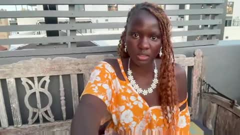 whitenightandqueen online show from January 12, 6:15 pm