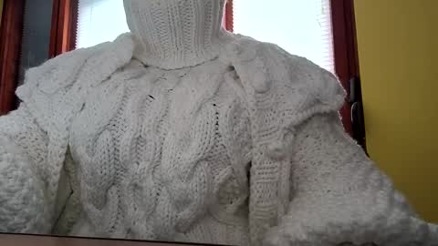 whitesweater online show from November 5, 7:10 am