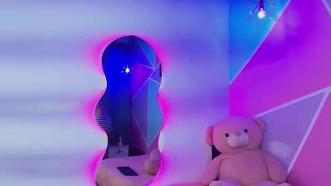 Whitney online show from February 12, 1:26 pm