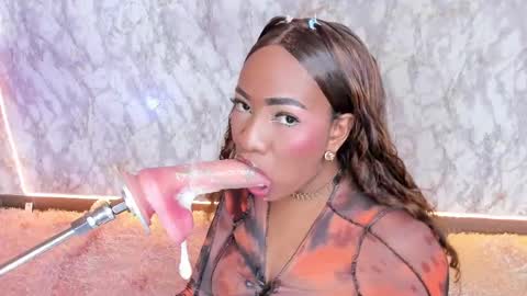 whitneyyfox online show from February 28, 12:32 am