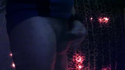 whor4mor online show from December 18, 4:35 pm