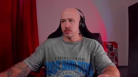 VI online show from October 31, 6:19 pm