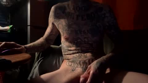 whyteboi8989 online show from September 17, 3:10 am