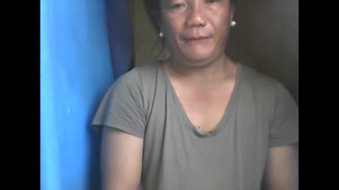 Snapshot of wild_sunflower11 chatting on October 11, 10:46 pm wild_sunflower11 online show from October 11, 10:46 pm