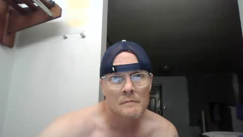 Wildestdick69 online show from June 28, 12:39 am