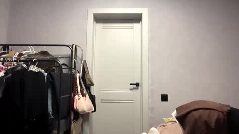 wildpeachh online show from November 7, 7:16 pm