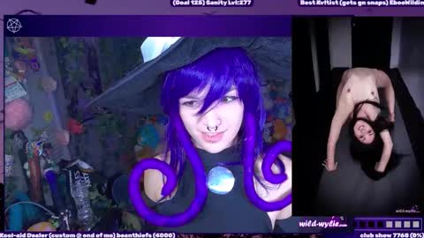 Snapshot of wildwylie chatting on October 16, 2:22 am Wylie Wanderlust online show from October 16, 2:22 am