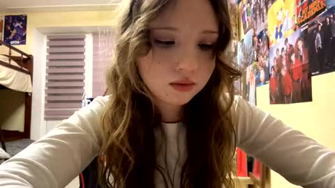 Olivia online show from February 18, 6:30 pm