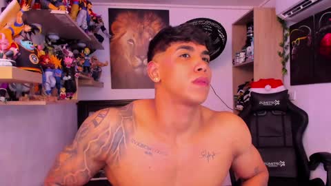 Snapshot of william_dracko9 chatting on December 31, 8:48 am Dracko online show from December 31, 8:48 am