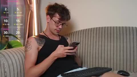 William online show from June 6, 9:42 pm