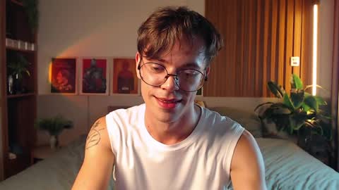 William online show from April 9, 1:39 pm