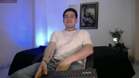 William Steel online show from March 28, 11:33 am