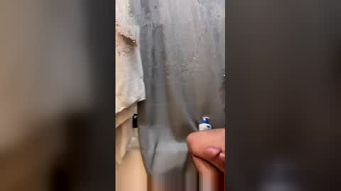 williamg33 online show from December 3, 11:11 am