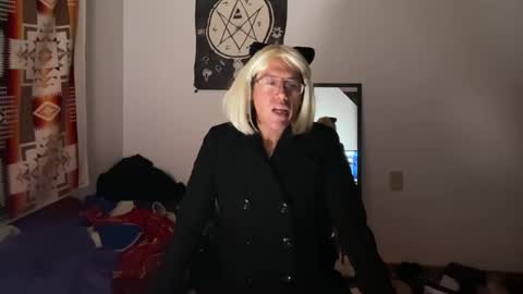 Ville Lohner online show from October 19, 5:34 am