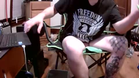 willydogg83 online show from March 1, 11:36 am