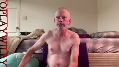 Snapshot of willylikestoplay74 chatting on December 5, 12:47 am Twisted Will online show from December 5, 12:47 am