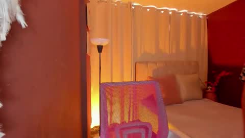 Wini Fer online show from March 11, 3:59 pm