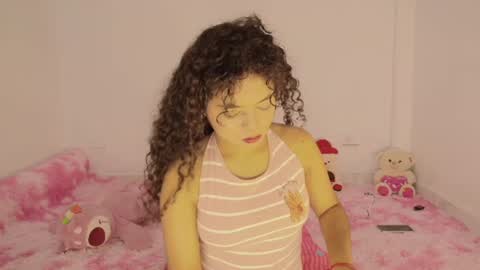  Winnifer Gonzalez  online show from August 6, 3:37 am