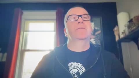 wintyr online show from October 25, 4:18 pm