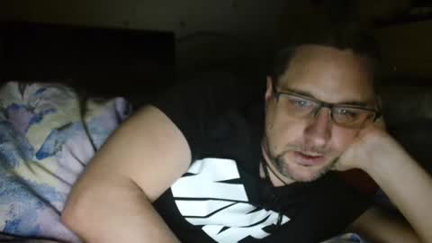 Snapshot of wirzwei8883 chatting on December 23, 1:18 am Dirty online show from December 23, 1:18 am