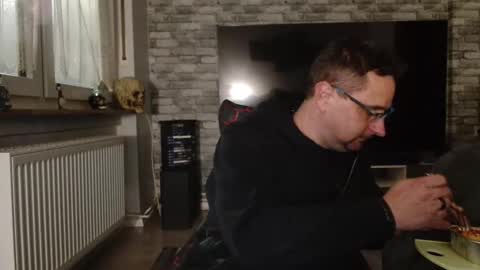 Dirty online show from November 10, 8:22 pm