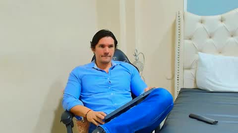 Wiston online show from February 3, 12:53 pm