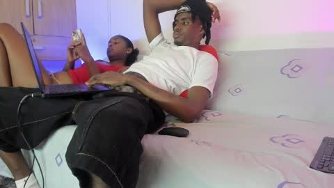 Wiz and Candy online show from November 2, 9:48 pm