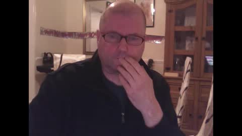 wobble444 online show from April 12, 12:25 am