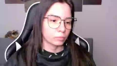 Alex online show from March 22, 1:53 am