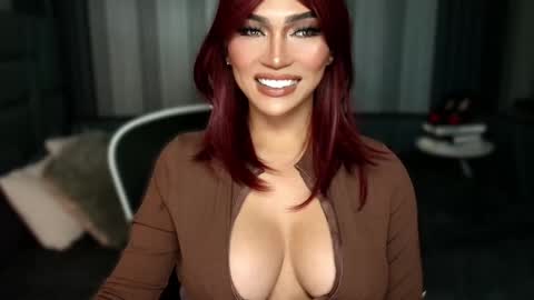 Julia online show from November 29, 3:25 am