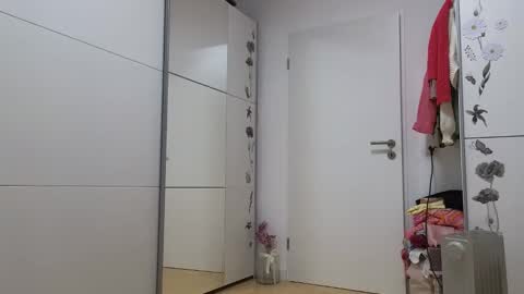 Wondergirl online show from March 13, 10:07 am