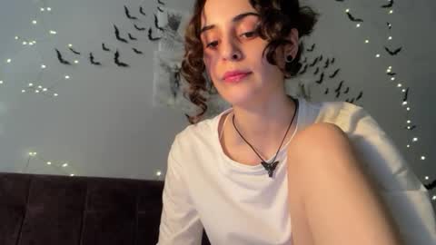 Stia online show from October 24, 6:47 am