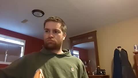 Snapshot of woodeee77 chatting on February 16, 6:21 pm woodeee77 online show from February 16, 6:21 pm