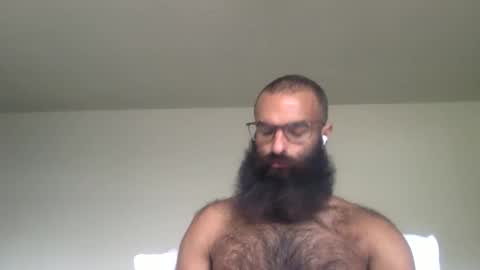 woof_wolf37 online show from March 30, 4:07 pm