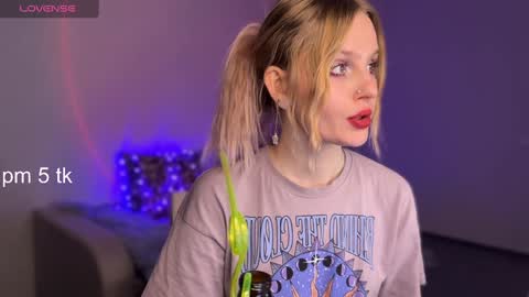 Arnika and Simon online show from February 8, 7:05 pm