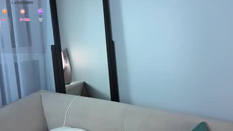 worsh1p_me online show from November 20, 6:38 pm