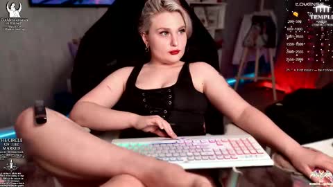 Goddess Sophy online show from November 26, 4:04 pm