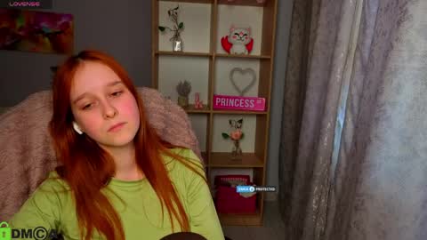 wow_emma_ online show from April 10, 1:49 pm