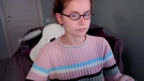 Snapshot of wow_luvng chatting on September 21, 1:48 pm Rebecy online show from September 21, 1:48 pm