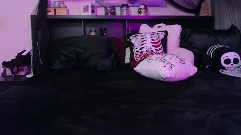 Crystal Lake online show from February 3, 6:51 am