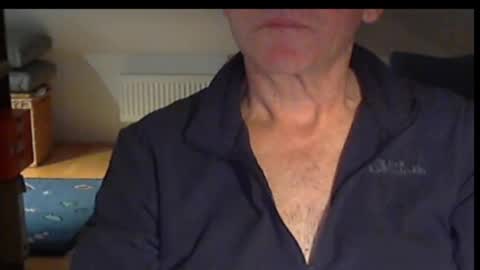 Wuki online show from October 19, 8:57 pm