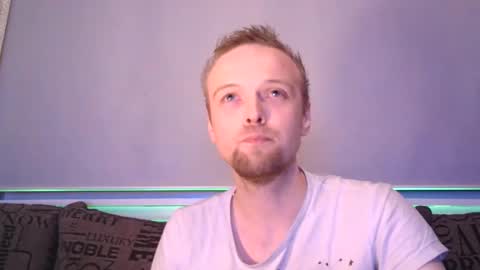 wulffi95 online show from March 1, 1:53 am