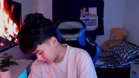 Prince Aldrian  online show from March 11, 12:22 am